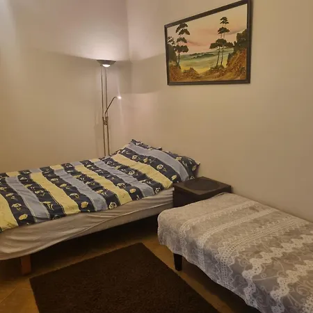 Livingpalanga - S. Neries *