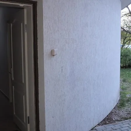 Livingpalanga - S. Neries